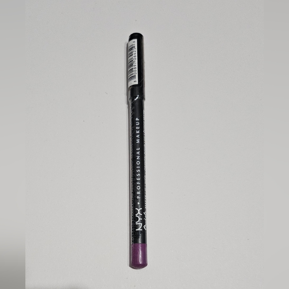 NYX Professional Makeup Lip Liner -NYX suede matte lip liner,shade run the world
